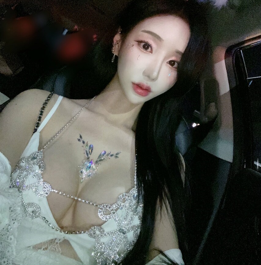 Lin002200 onlyfans